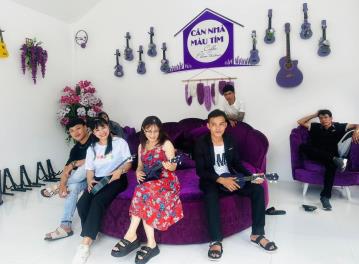 CĂN NHÀU MÀU TÍM - ĐẸP QUÊN LỐI VỀ